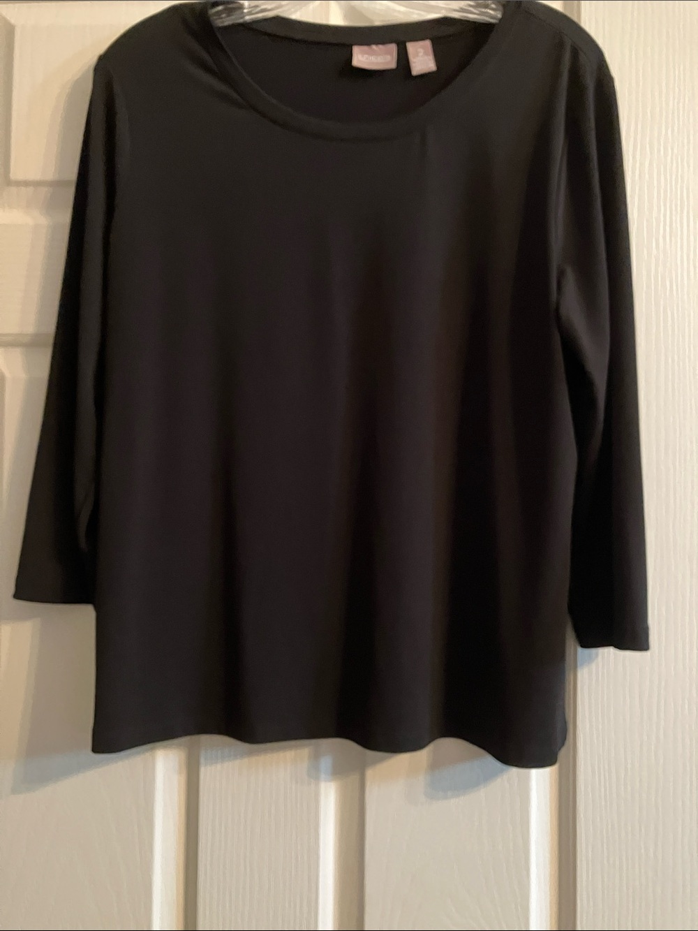 Chico's Black 3/4 Sleeve Crewneck Top size 2